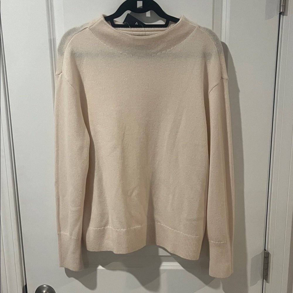 Lands' End Cream Women’s Sweater